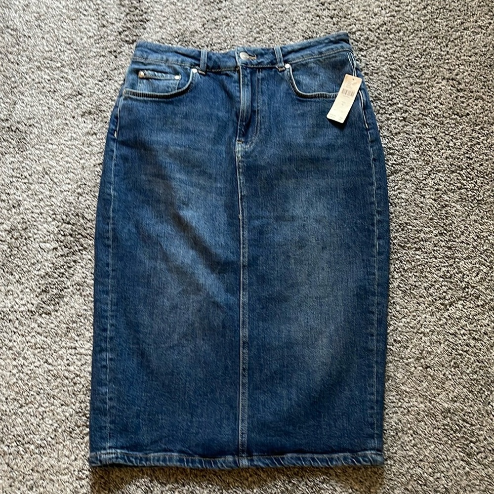 Denim skirt